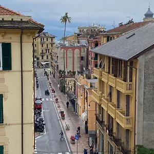 https://a-pochi-passi-da-portofino.hotelitalianriviera.com