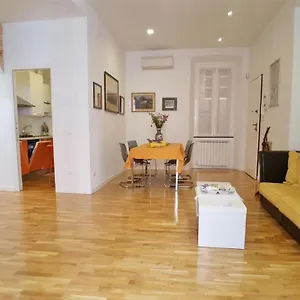 https://la-casa-di-bianca-sanremo.hotelitalianriviera.com